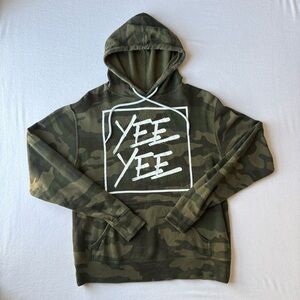 Yee Yee Apparel Camo Pullover Hoodie Sweatshirt Mens Small Granger Smith Country